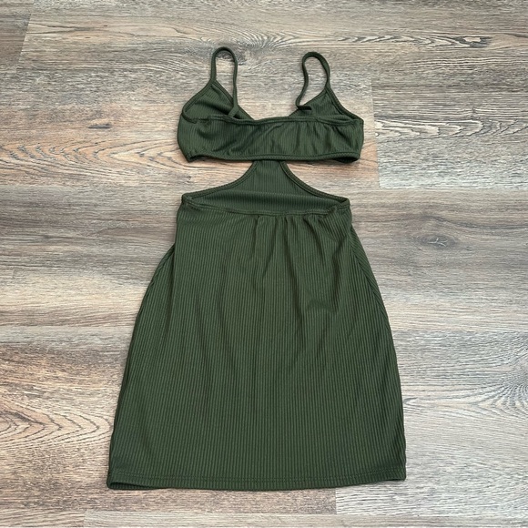 Windsor Olive Green Cut-Out Dress Small - Picture 5 of 7